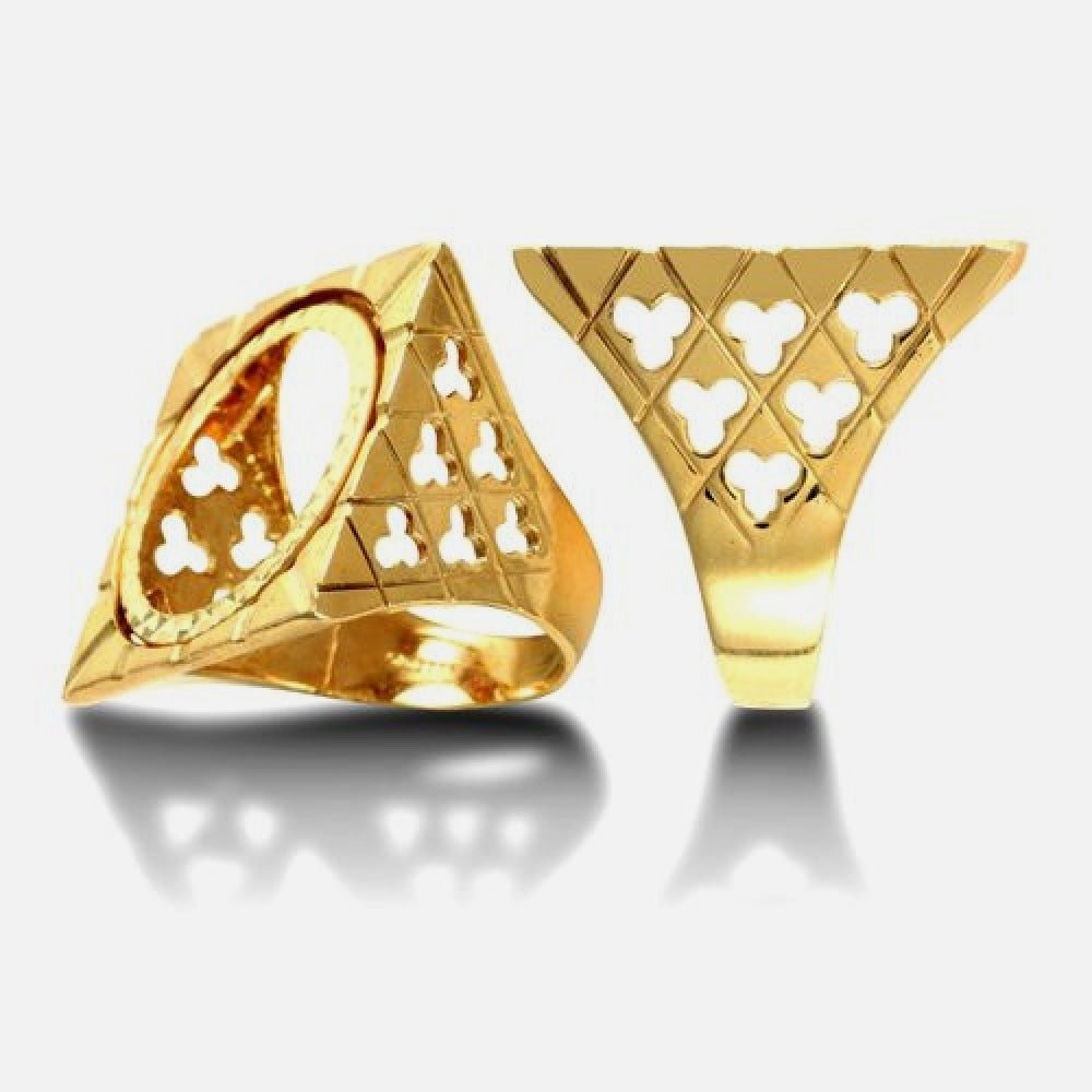 Full Sovereign Size Square Clubs Design Coin Mount Ring 9k Yellow Gold ...